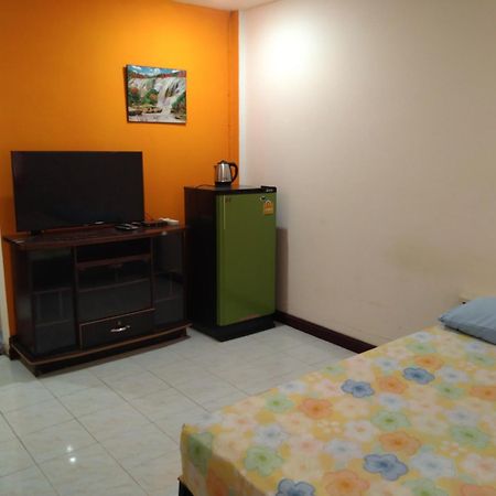 Diamond Hill Salak Phet Apartment Ко Чанг Стая снимка