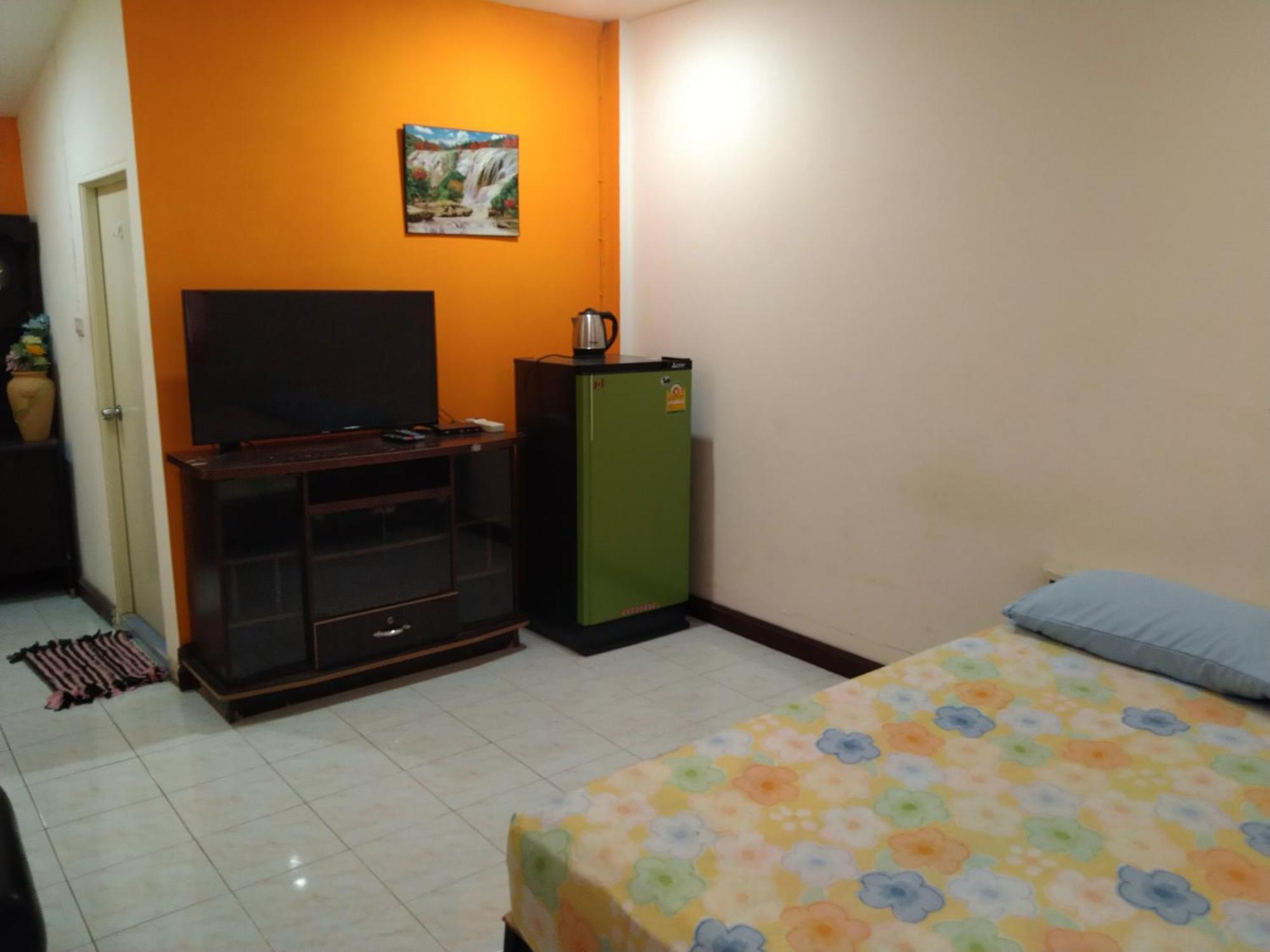 Diamond Hill Salak Phet Apartment Ко Чанг Стая снимка